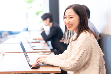JavaScriptフリーランス案件（求人）動向｜業務内容・単価・資格・勉強方法・将来性をプロが語る【フリーランスエンジニア案件情報|プロエンジニア】